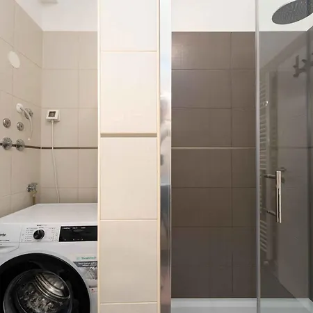 With A - C In Porec-istrien 58164 Apartment *
